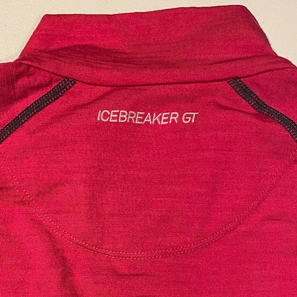 Icebreaker GT 200 Quarter Zip in Bright Pink, size L - Picture 10 of 13